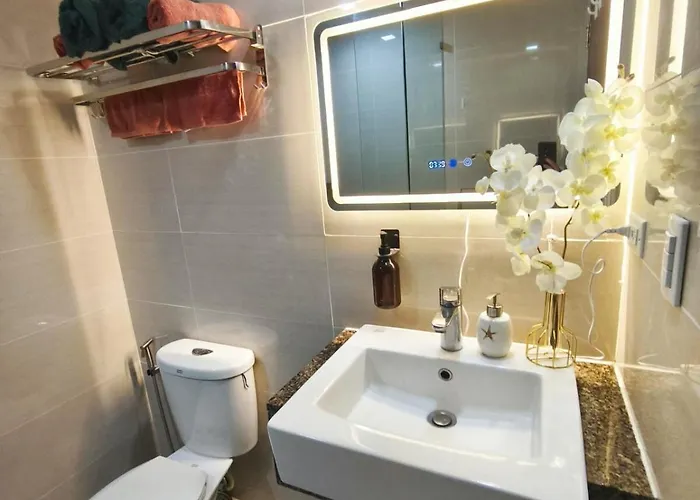 In Bgc - Uptown Mall Apartment Manila