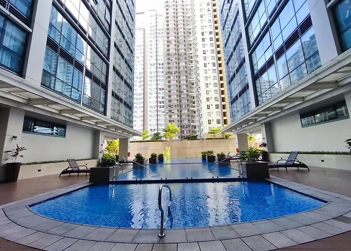 In Bgc - Uptown Mall Apartment Manila